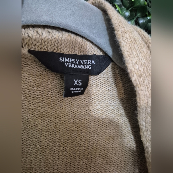 Simply Vera Vera Wang Tan Cable Knit Cardigan - Picture 3 of 4